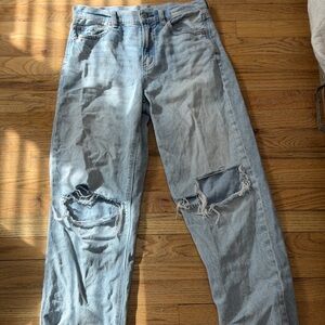 AMERICAN EAGLE HIGH WAISTED JEANS